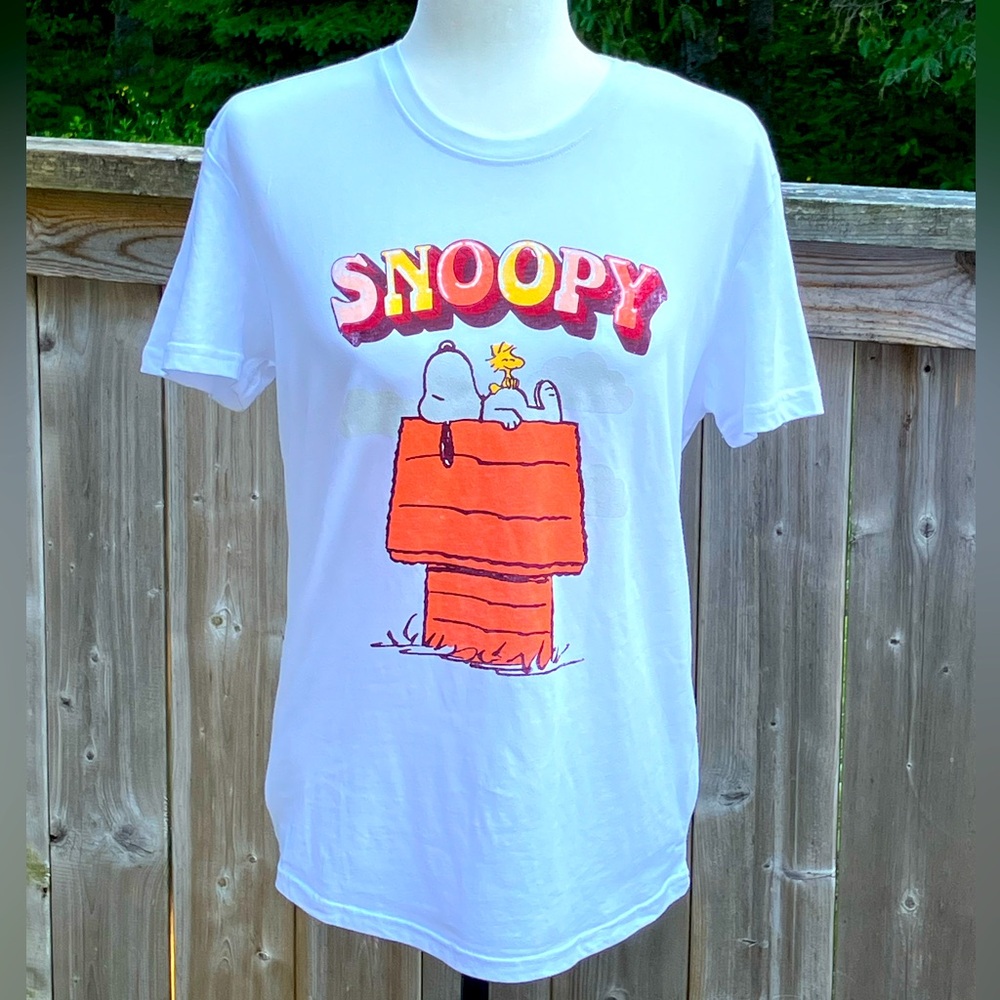 White Snoopy Graphic T-Shirt